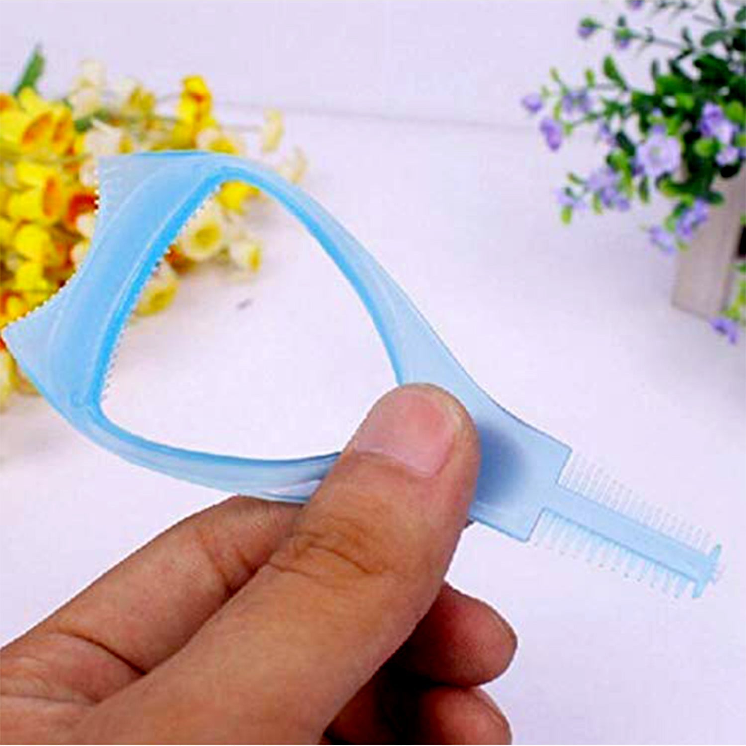 3 in 1 Plastic Makeup Cosmetic Eyelash Tool Lash Mascara Applicator Eyelashes Guide Eyelashes Brush Curler Comb Eye Makeup Tool Female Supply (1 Pc) 3 in 1 Plastic Makeup Cosmetic Eyelash Tool Lash Mascara Applicator Eyelashes Guide Eyelashes Brush Curler Comb Eye Makeup Tool Female Supply (1 Pc)